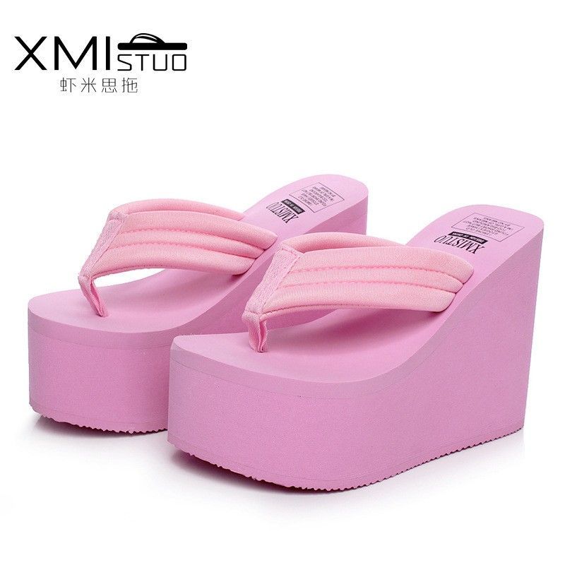 3492254548_2017169081